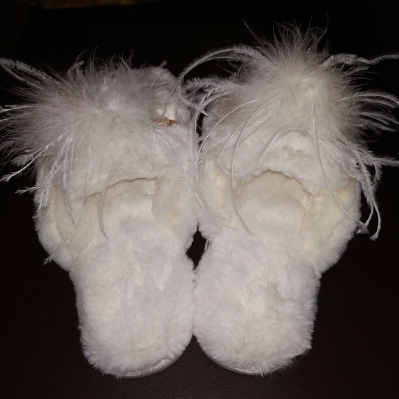 Women's Memory Foam Fuzzy Slide Slippers - Picture 3 of 7